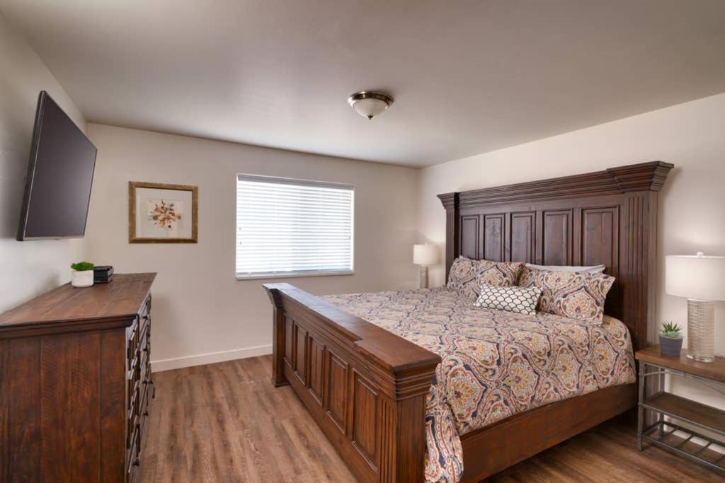 5J Top Floor Redcliff Condo, Pool & Hot Tub Moab Exterior foto